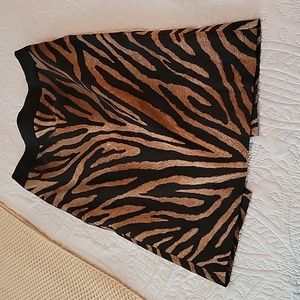 White House Black Market Tiger Print Pencil Skirt - Size 0